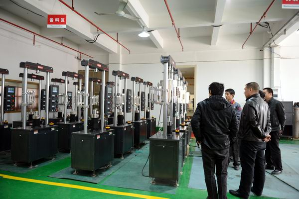 ​攀长特钢高温持久蠕变试验机项目提前通过阶段验收